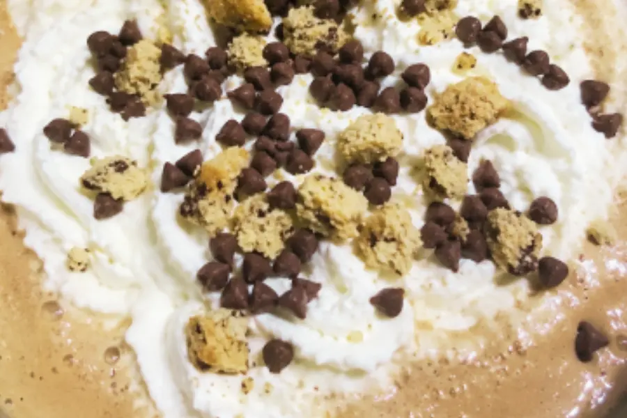 Dunkin’ Cookie Dough Latte Recipe step 5