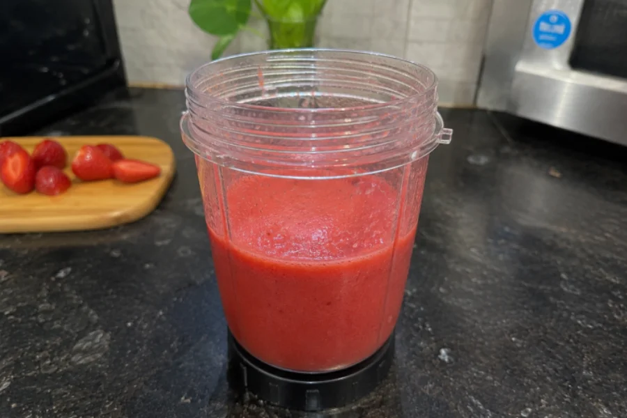 Sabrina Strawberry Refresher recipe step 1